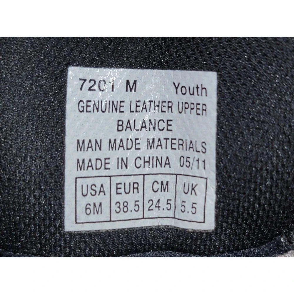 Vasque Breeze Waterproof Hiking Boots‎ Youth Size 6 M Gray Leather Trail Shoes